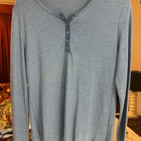 T Shirt - Picture 1 of 2